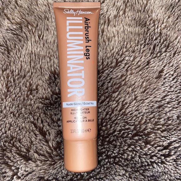 Sally Hansen Airbrush Legs NUDE GLOW Illuminator ROLL-ON - Picture 1 of 5